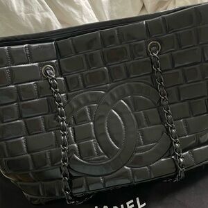 CHANEL Black Patent Leather Tote So Black limited edition